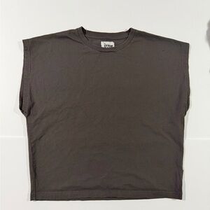 IZZUE Men’s Brown Muscle Tank Top